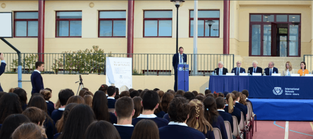 Padrino en la graduación del Colegio Internacional SEK Alborán (2016) 1