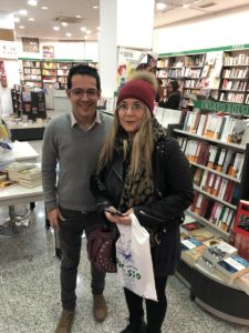 Firma de ejemplares en Librería Picasso 11