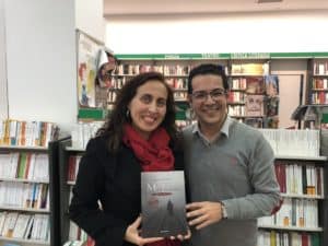 Firma de ejemplares en Librería Picasso 13